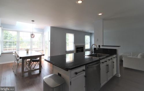 118 Shoal Creek Dr, Blue Bell PA  19422-3250 exterior