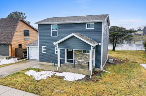 2320 Wilson St, Two Rivers, WI 54241-2434