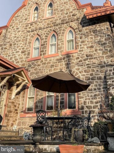 420 Highland Ave, Prospectville PA  19002-5813 exterior