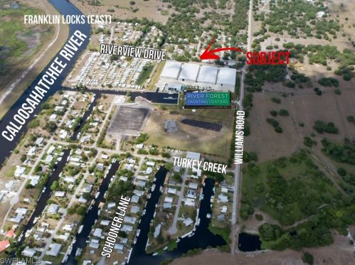 1169 Riverview Dr, Moore Haven, FL 33471-5645