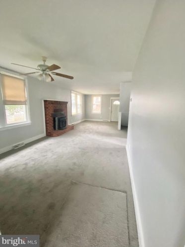 307 Winston Ave, Wilmington DE  19804-1733 exterior