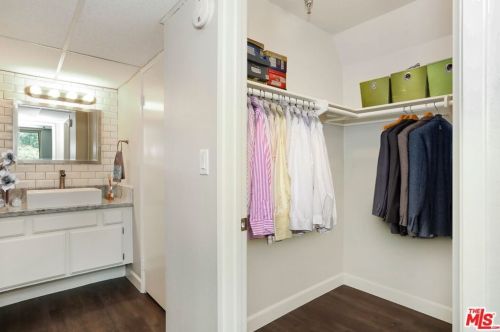 5143 Bakman Ave, North Hollywood CA  91601-3776 exterior