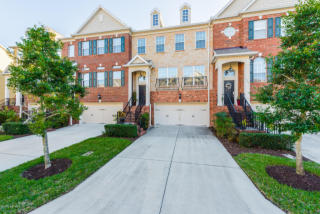 4265 Studio Park Ave, Jacksonville, FL 32216-1018