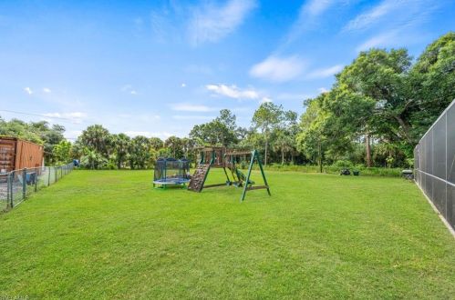 316 Robert Ave, Lehigh Acres FL 33936-4338 exterior