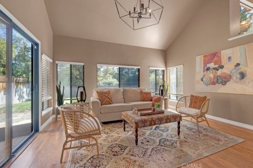 8 Alameda Park Cir, Chico CA 95928-4174 exterior