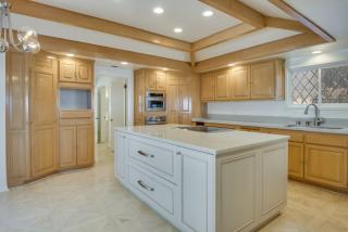 2722 The Strand, Manhattan Beach CA  90266-2154 exterior