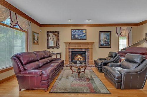 413 16th St, Sartell MN  56377-1992 exterior