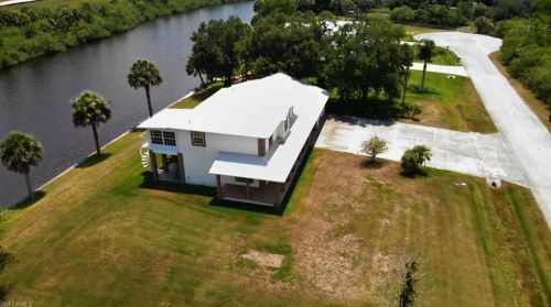 1571 Jerdik Dr, Moore Haven, FL 33471-5096