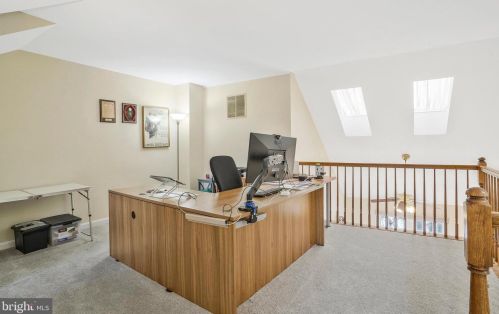 8854 Eagle Rock Ln, Springfield VA  22153-1727 exterior