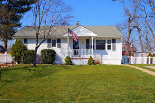 181 Fairfield Ave, Belford, NJ 07718-1179
