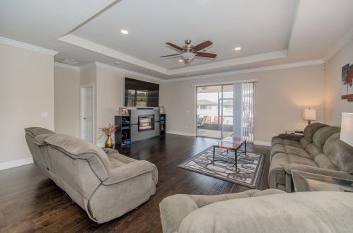 8735 Hinsdale Heights Dr, Polk City FL  33868-6010 exterior
