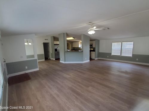 607 Ridgewood Dr, Cocoa, FL 32926-5908