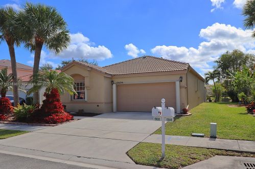 15636 12th Mnr, Hollywood, FL 33028-1676