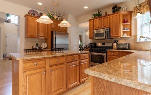 4 Arborvitae Ln, Miller Place NY  11764-3021 exterior