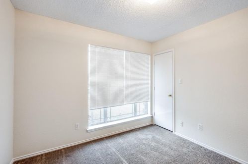 737 Dema Ln, Burleson TX  76028-6836 exterior