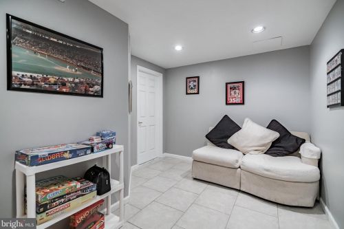 1801 Arbor Ct, Jamison PA  18929-1672 exterior