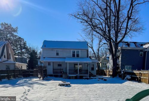 33 Church St, Beverly NJ  08010-3526 exterior