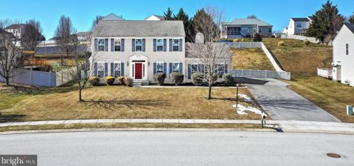 75 Yara Way, Hanover, PA 17331-8477