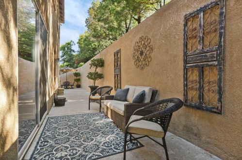 1238 River Pointe Dr, Lodi CA  95240-0564 exterior