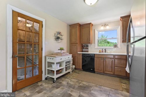 3894 Yerkes Rd, Collegeville PA  19426-3209 exterior