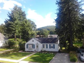 64 Greenwood Ave, Bethel CT  06801-2602 exterior