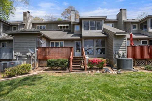 3046 Laurel Springs Dr, Greensboro NC  27410-9346 exterior