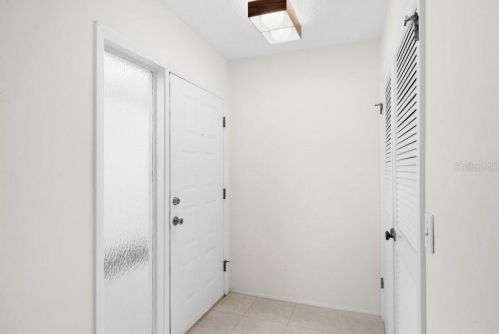 100 Lisa Ln, Oldsmar FL  34677-2369 exterior
