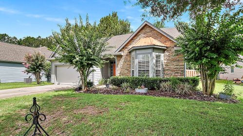 65 Concert Ct, Freeport, FL 32439-2473