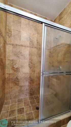 14369 11th St, Hollywood FL  33027-6168 exterior