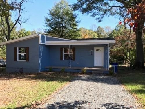 527 Elam Ave, Statesville, NC 28677-4918