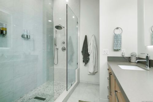 4619 Orchard Ave, San Diego CA  92107-3532 exterior