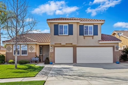 1371 Sunburst Dr, Beaumont, CA 92223-8419