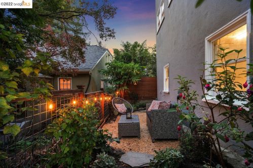 668 Jean St, Oakland CA  94610-1410 exterior