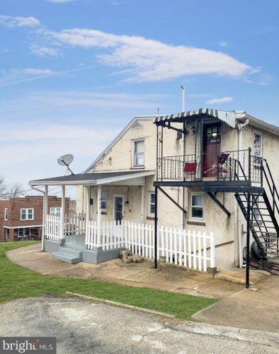 814 Bush St, Norristown PA  19405-1342 exterior