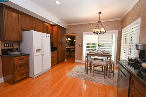 122 Tivoli Ln, Danville CA  94506-4602 exterior