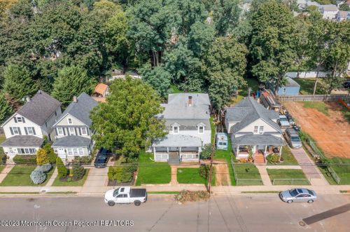 18 Westside Ave, Tinton Falls, NJ 07701-1410