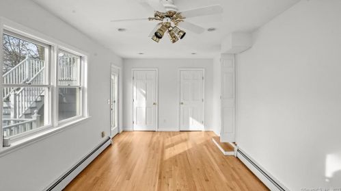 75 Nubel Ln, New Canaan CT  06840-6913 exterior