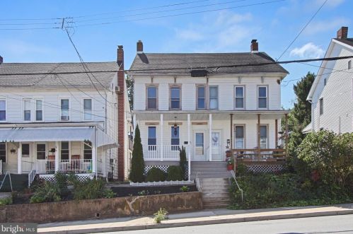 48 High St, Red Lion, PA 17356-1702