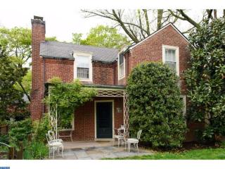 3 Tohopeka Ln, Philadelphia PA  19118-3823 exterior