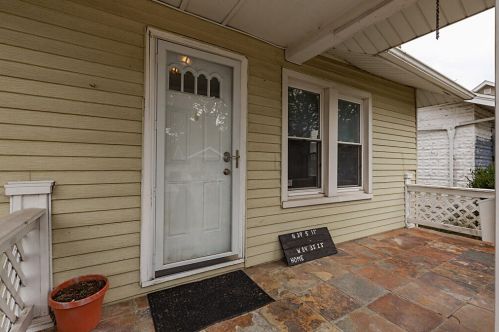 211 Lake St, Covington, KY 41016-1378