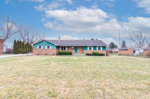 3340 Pebble Beach Rd, Darbydale, OH 43123-9504