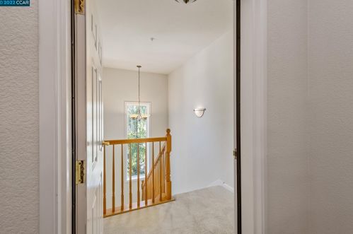 4255 Fitzwilliam St, Pleasanton CA 94568-4573 exterior