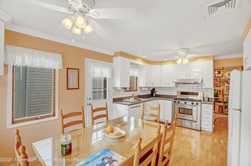 411 Richard Ave, Point Pleasant Beach NJ  08742-2646 exterior