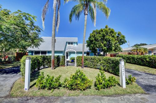 321 Beverly Dr, Delray Beach, FL 33444-3937
