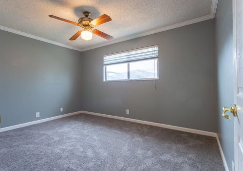 827 Grant Ave, Manteca CA  95336-3727 exterior