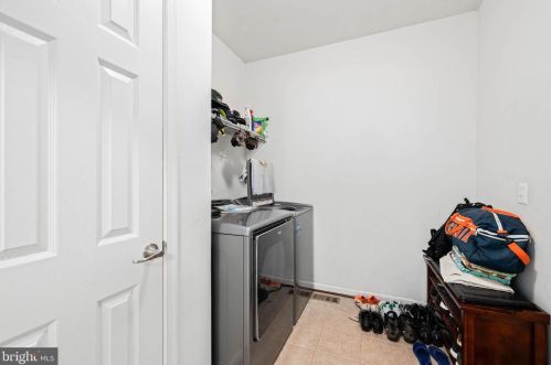 181 Bobwhite Ct, Gordonsville VA  22942-6985 exterior