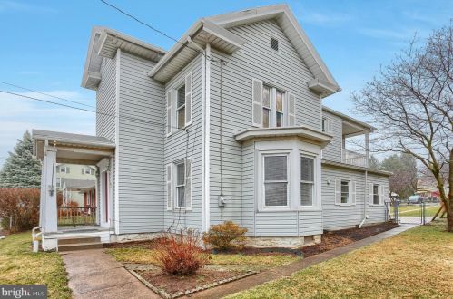 458 Highland St, Harrisburg PA 17113-1536 exterior