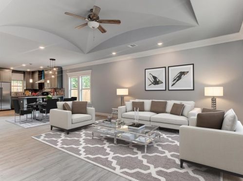 3437 Grayson St, Fort Worth, TX 76119-2844