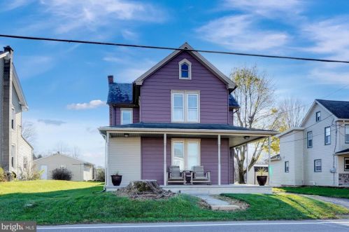 65 Line Rd, Schoeneck, PA 17578-9724
