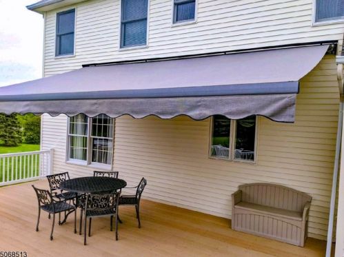 3 Countryside Rd, East Amwell Township NJ  08551-2050 exterior